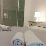 Odysea Apartment *